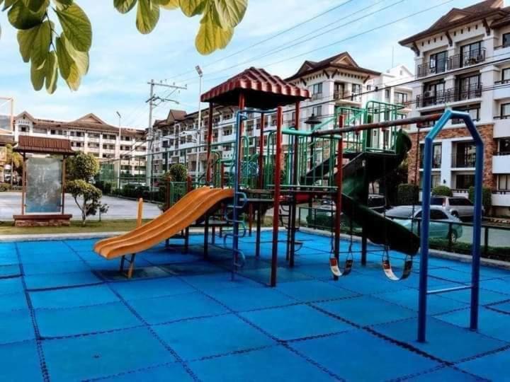 Ri'S One Oasis W Free Pool Back Of Sm City Mall Davao City Екстериор снимка