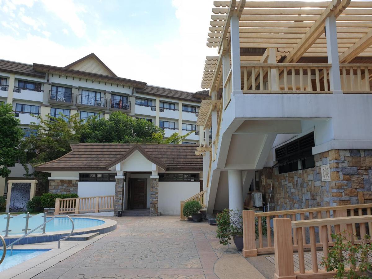 Ri'S One Oasis W Free Pool Back Of Sm City Mall Davao City Екстериор снимка